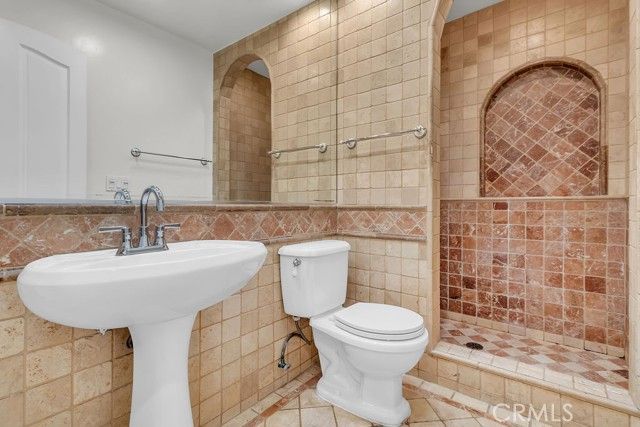 6314 Marina Pacifica, Long Beach, CA 90803