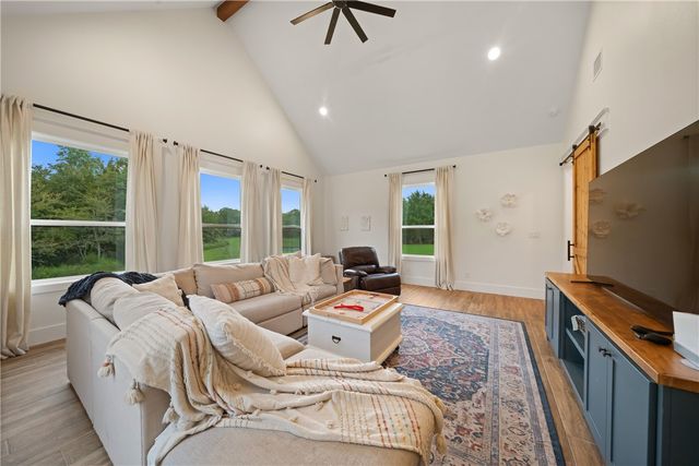 27201 Double Culvert Road, Hempstead, TX 77445