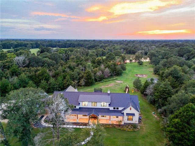 27201 Double Culvert Road, Hempstead, TX 77445