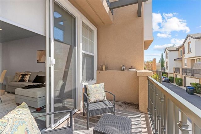 4 Harvest Point, Aliso Viejo, CA 92656