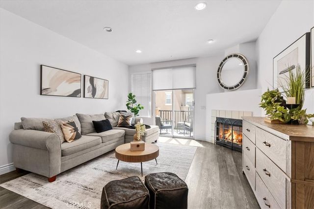 4 Harvest Point, Aliso Viejo, CA 92656