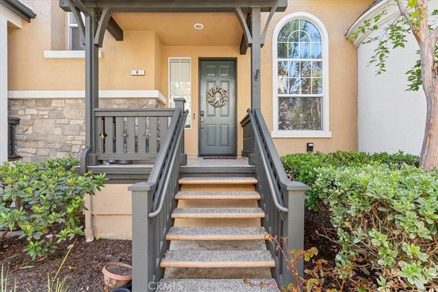 4 Harvest Point, Aliso Viejo, CA 92656