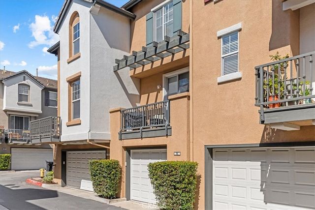 4 Harvest Point, Aliso Viejo, CA 92656