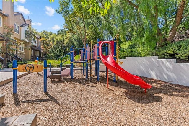 4 Harvest Point, Aliso Viejo, CA 92656