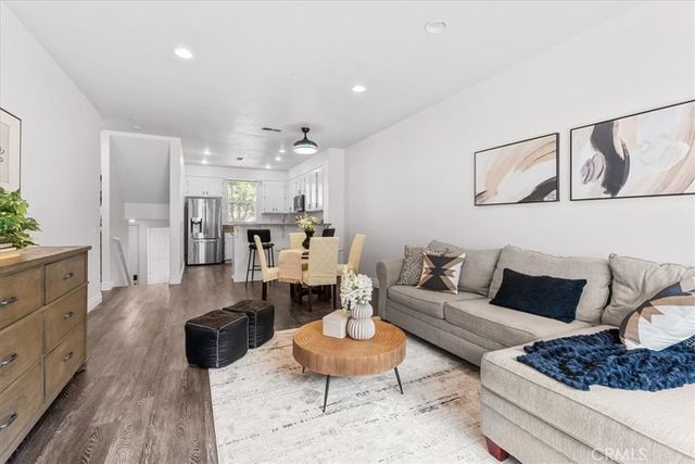 4 Harvest Point, Aliso Viejo, CA 92656