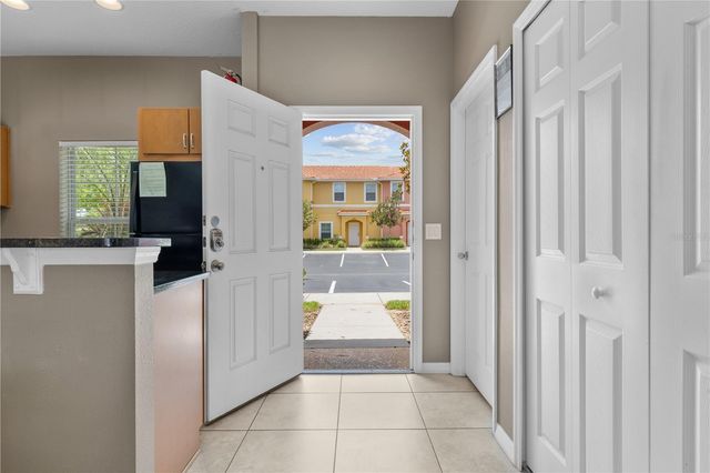 3003 BIRD OF PARADISE LANE, Kissimmee, FL 34747