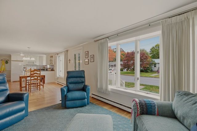 20 Judy Terrace, West Warwick, RI 02893