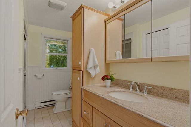 20 Judy Terrace, West Warwick, RI 02893