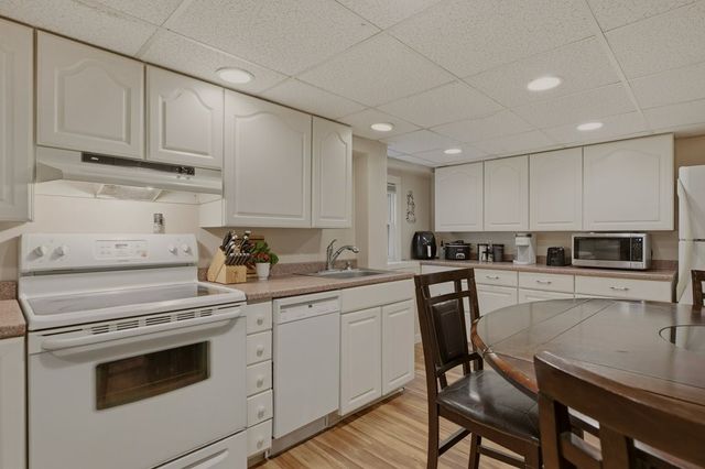 20 Judy Terrace, West Warwick, RI 02893