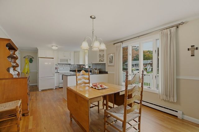 20 Judy Terrace, West Warwick, RI 02893