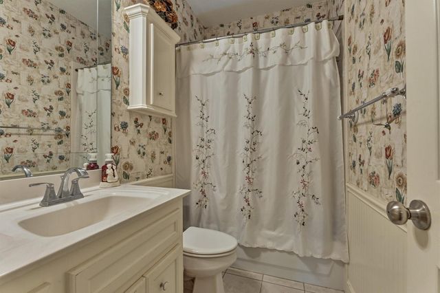 3430 Willowrun Drive, Montgomery, TX 77356