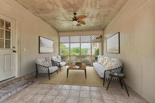 3430 Willowrun Drive, Montgomery, TX 77356