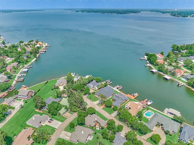 3430 Willowrun Drive, Montgomery, TX 77356