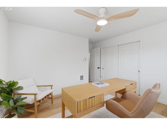 2945 Sw MILES St, Portland, OR 97219