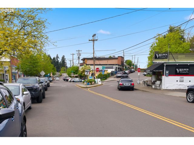 2945 Sw MILES St, Portland, OR 97219