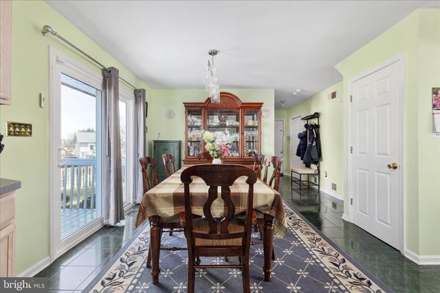 81 BARBIE LN, Martinsburg, WV 25405