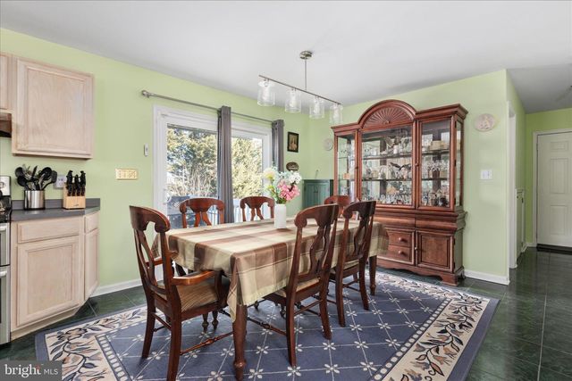 81 BARBIE LN, Martinsburg, WV 25405