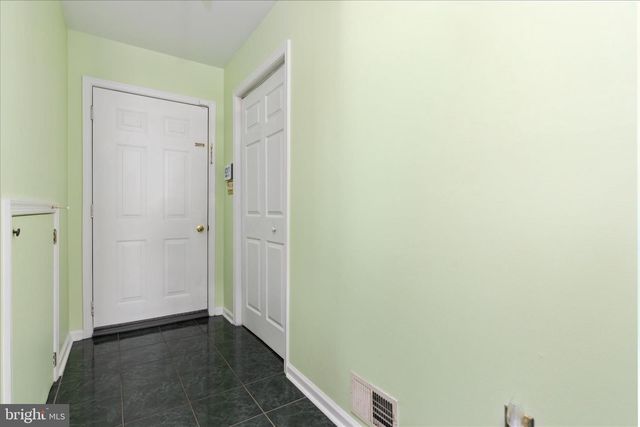 81 BARBIE LN, Martinsburg, WV 25405