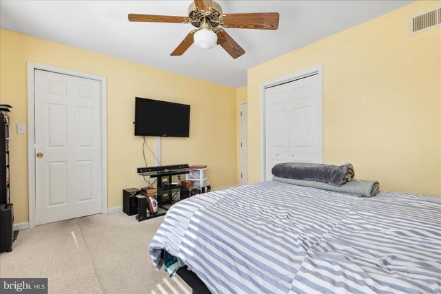 81 BARBIE LN, Martinsburg, WV 25405