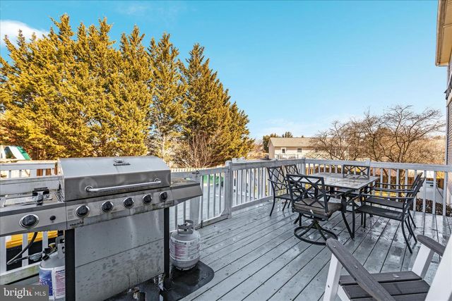 81 BARBIE LN, Martinsburg, WV 25405