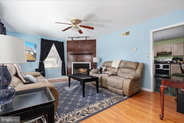 81 BARBIE LN, Martinsburg, WV 25405