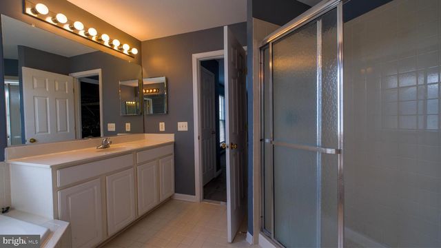 308 BRADDOCK ST, Charles Town, WV 25414