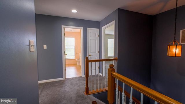 308 BRADDOCK ST, Charles Town, WV 25414