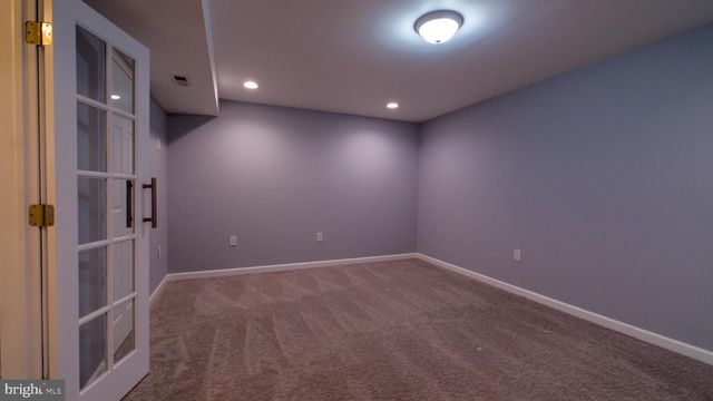 308 BRADDOCK ST, Charles Town, WV 25414