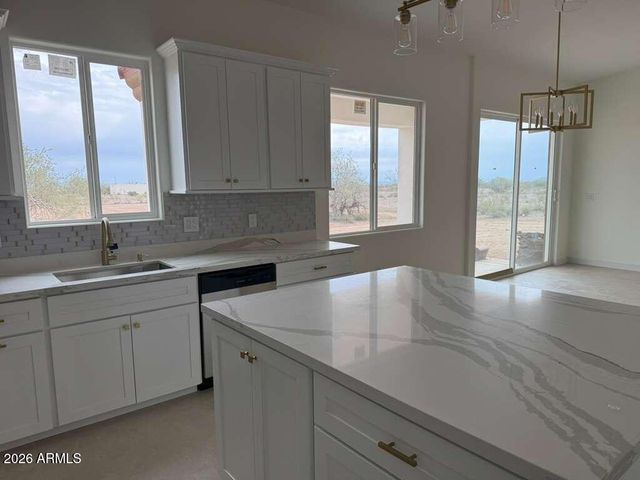 5913 N 425TH Avenue, Tonopah, AZ 85354