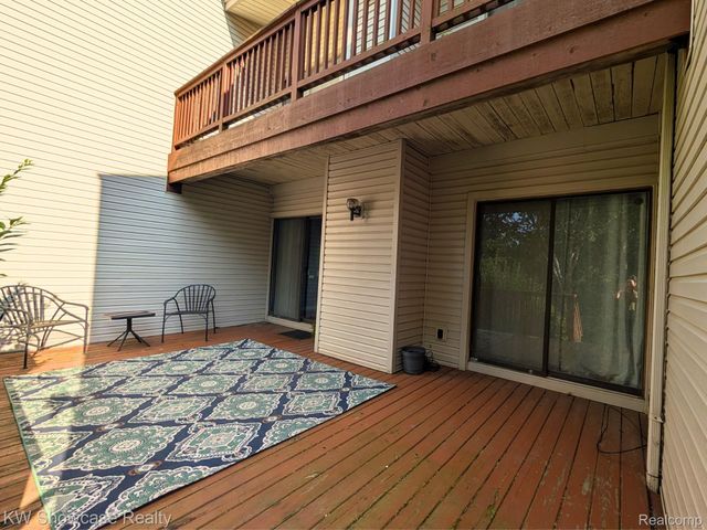 6164 Palomino Court, West Bloomfield Charter Township, MI 48322