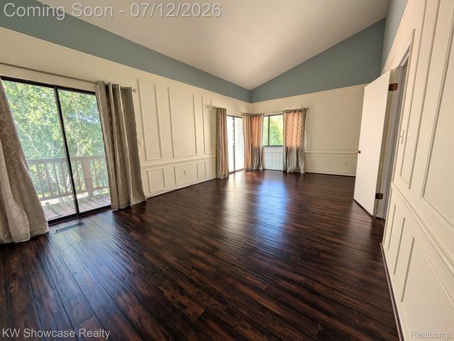 6164 Palomino Court, West Bloomfield Charter Township, MI 48322
