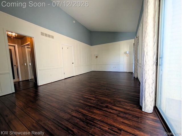 6164 Palomino Court, West Bloomfield Charter Township, MI 48322