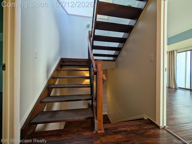6164 Palomino Court, West Bloomfield Charter Township, MI 48322