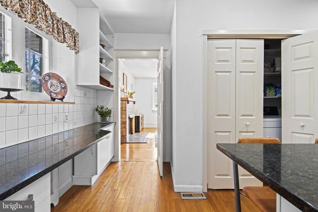 1605 ASHBOURNE RD, Elkins Park, PA 19027