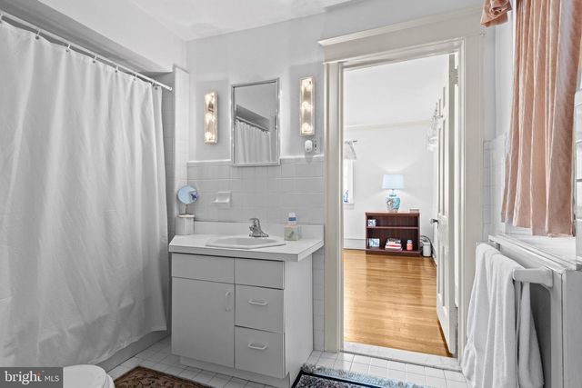 1605 ASHBOURNE RD, Elkins Park, PA 19027