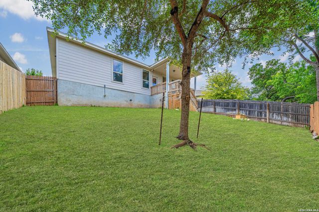 7610 Northmoon Fort, San Antonio, TX 78249