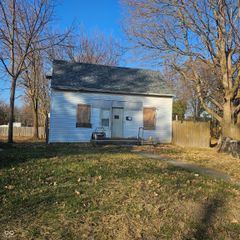 808 E 20th Street, Anderson, IN 46016