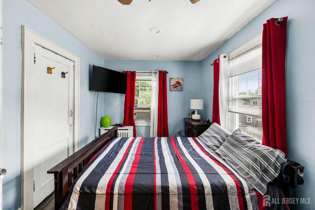 955 Hamilton Street, Rahway, NJ 07065