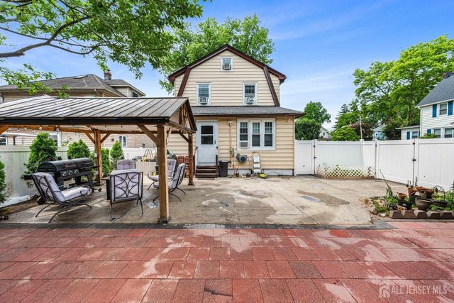 955 Hamilton Street, Rahway, NJ 07065