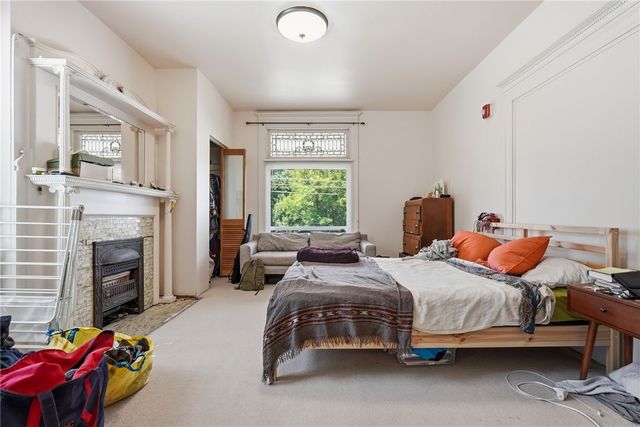 551 S Graham Street, Shadyside, PA 15232
