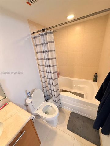 50 Biscayne Blvd 2903, Miami, FL 33132