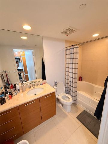 50 Biscayne Blvd 2903, Miami, FL 33132