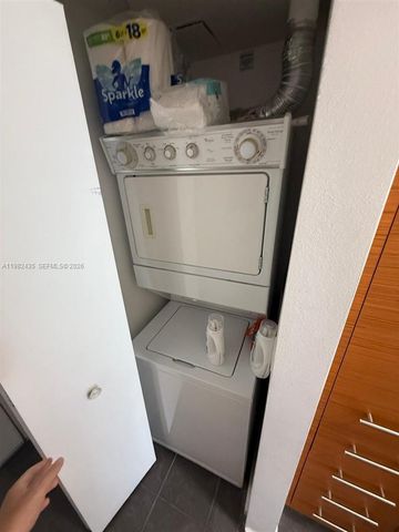 50 Biscayne Blvd 2903, Miami, FL 33132