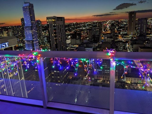 50 Biscayne Blvd 2903, Miami, FL 33132