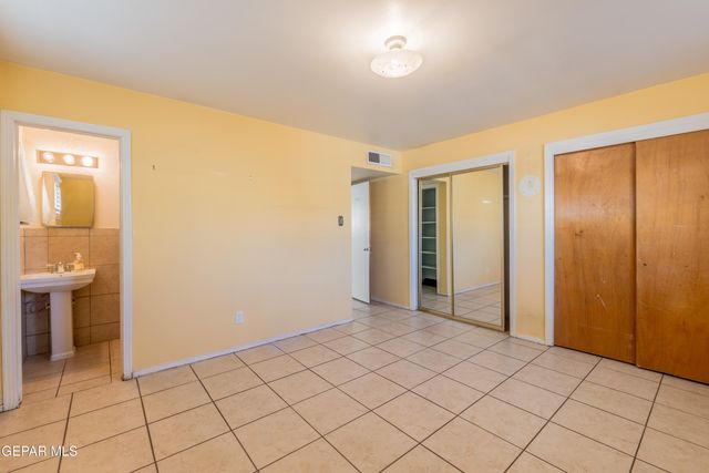 7921 CANDLEWOOD Avenue, El Paso, TX 79925