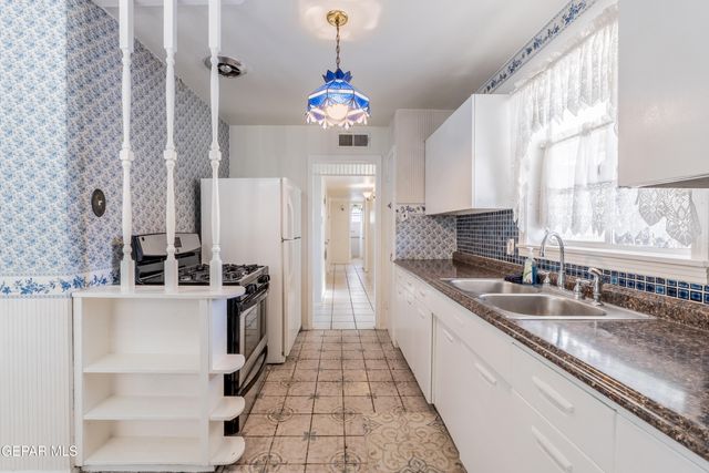 7921 CANDLEWOOD Avenue, El Paso, TX 79925