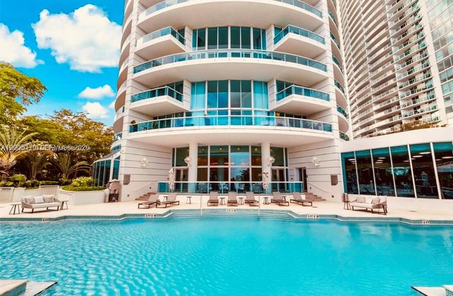 2127 Brickell Ave 1505, Miami, FL 33129