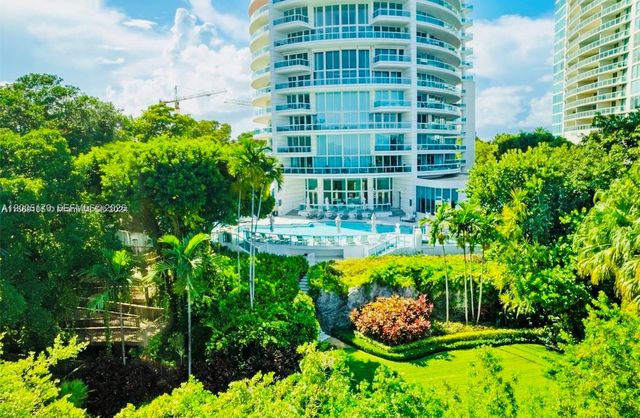 2127 Brickell Ave 1505, Miami, FL 33129