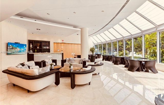 2127 Brickell Ave 1505, Miami, FL 33129