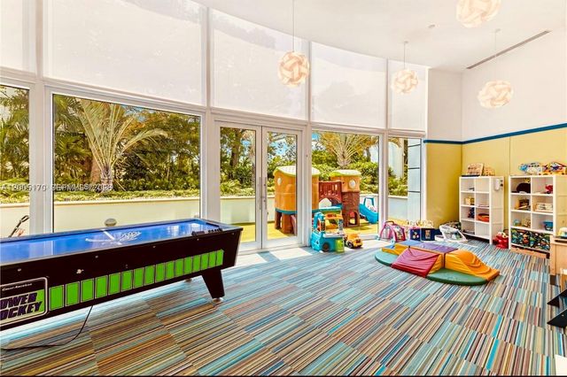 2127 Brickell Ave 1505, Miami, FL 33129